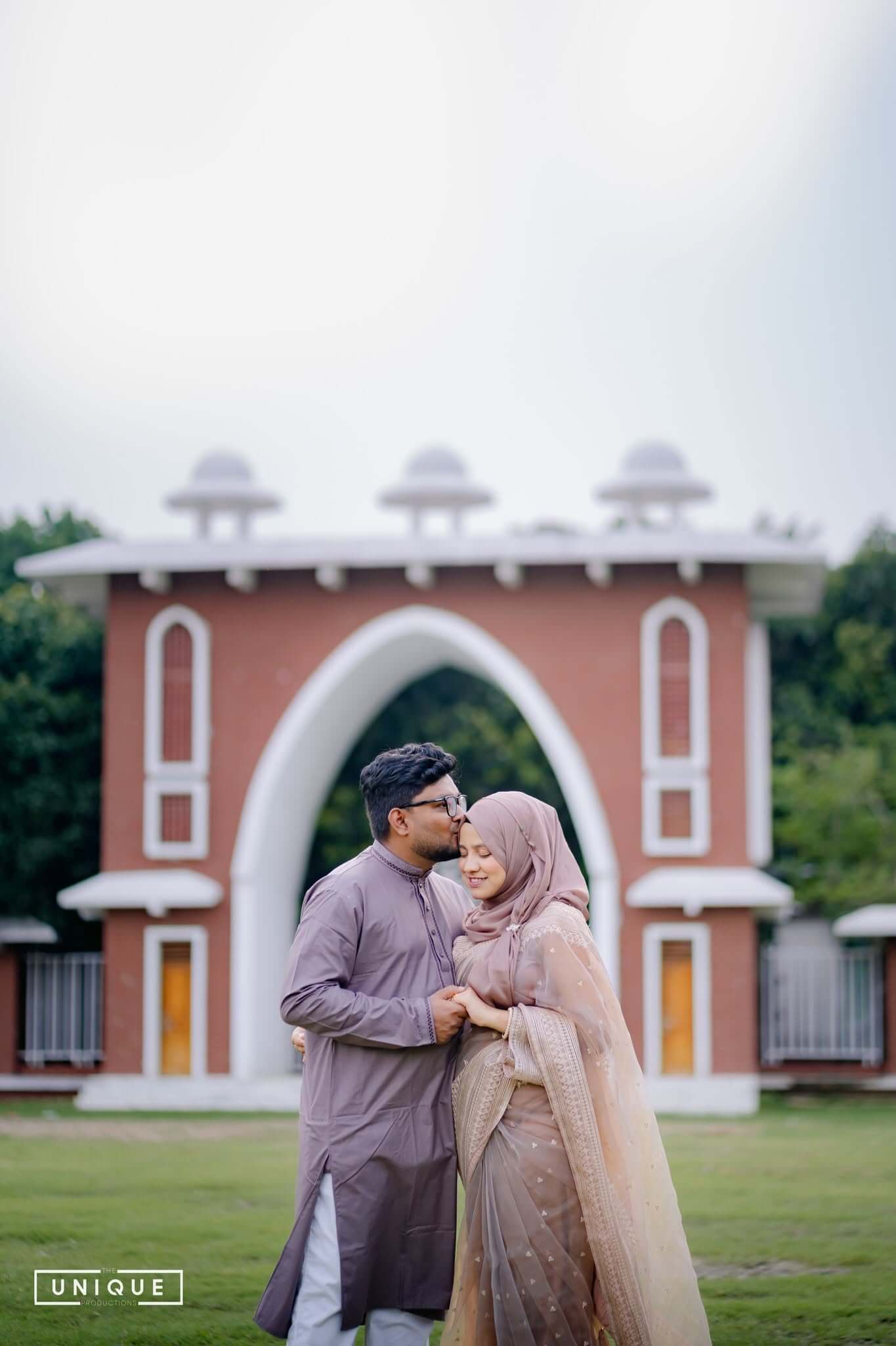 Wedding couple photography by The Unique Production